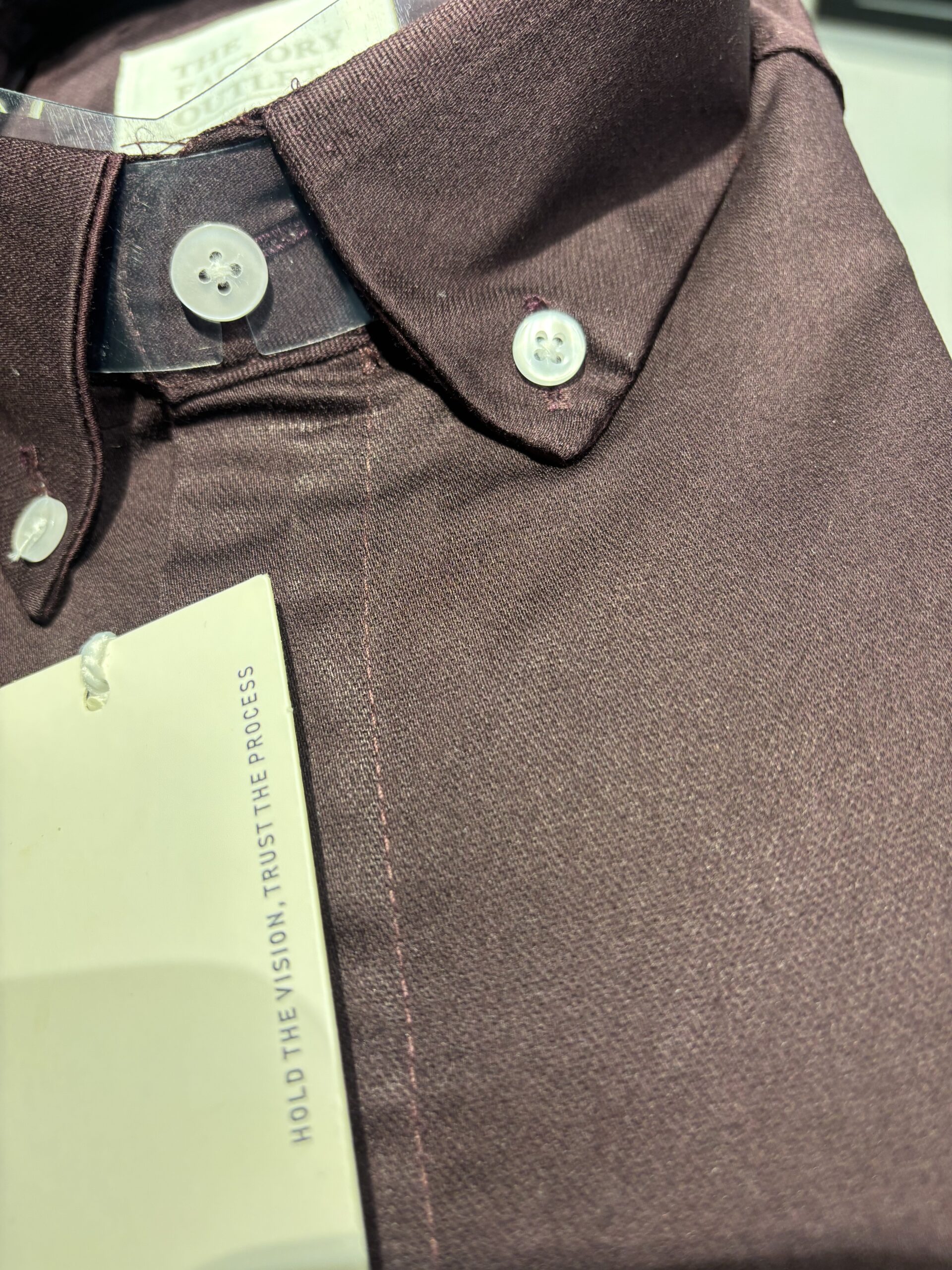 PLAIN DOBBY LYCRA DARK WINE - Image 3