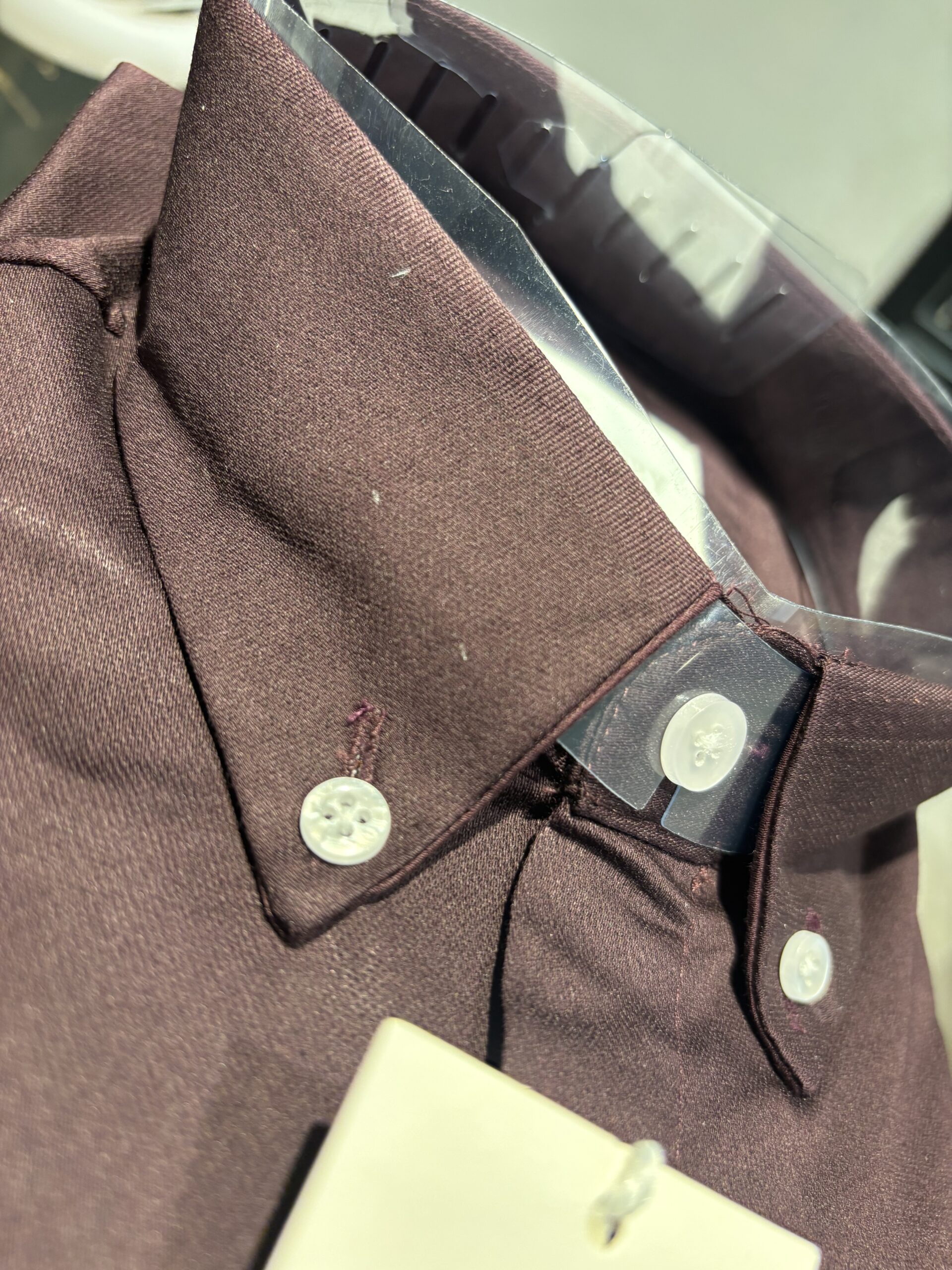 PLAIN DOBBY LYCRA DARK WINE - Image 4